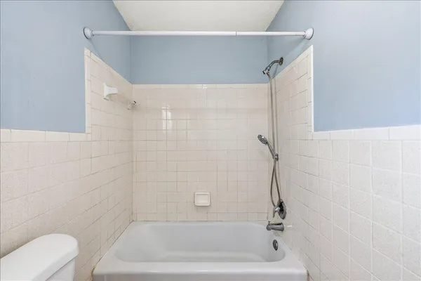 $2,500 | 221 Balboa Street, Unit A, Fort Pierce, FL 34949