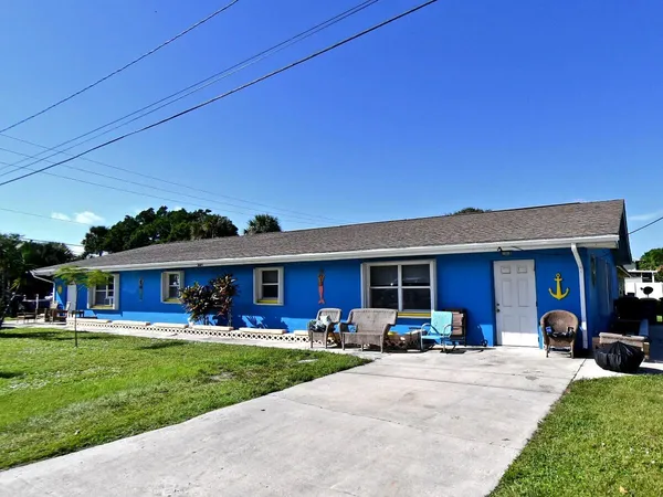 $2,500 | 221 Balboa Street, Unit A, Fort Pierce, FL 34949