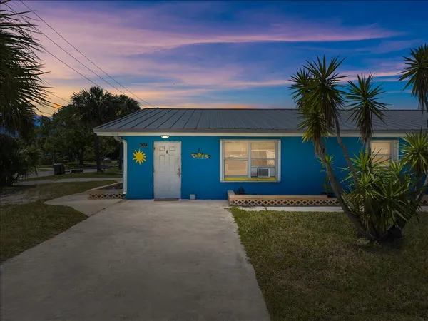 $2,500 | 221 Balboa Street, Unit A, Fort Pierce, FL 34949