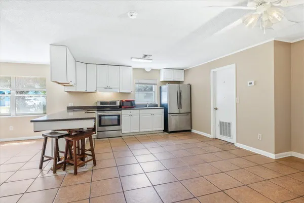 $2,500 | 221 Balboa Street, Unit A, Fort Pierce, FL 34949