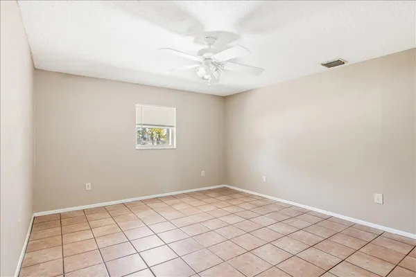 $2,500 | 221 Balboa Street, Unit A, Fort Pierce, FL 34949