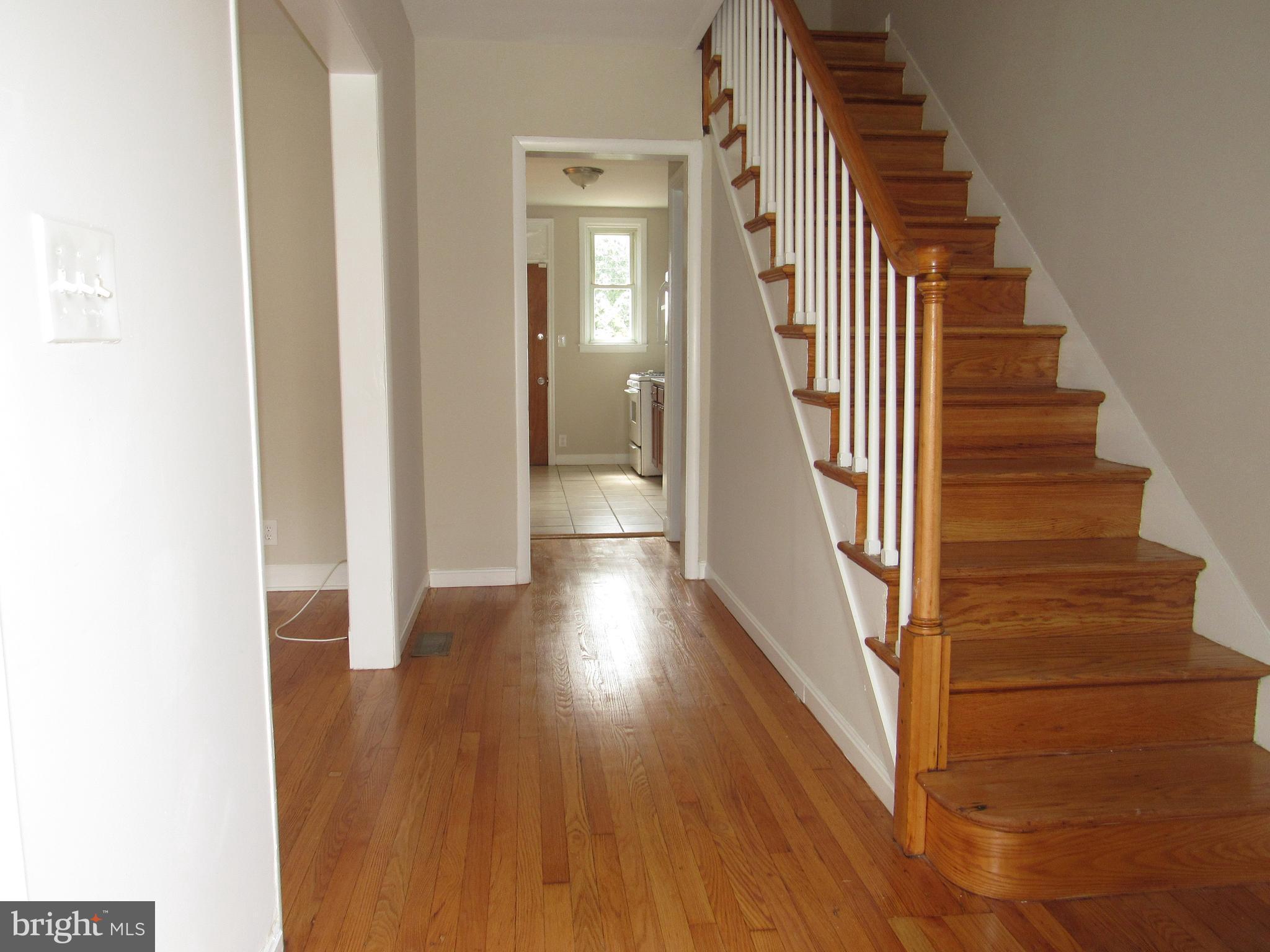3551 Juneway Baltimore, MD 21213 - Photo 2 of 21 Interior (General)