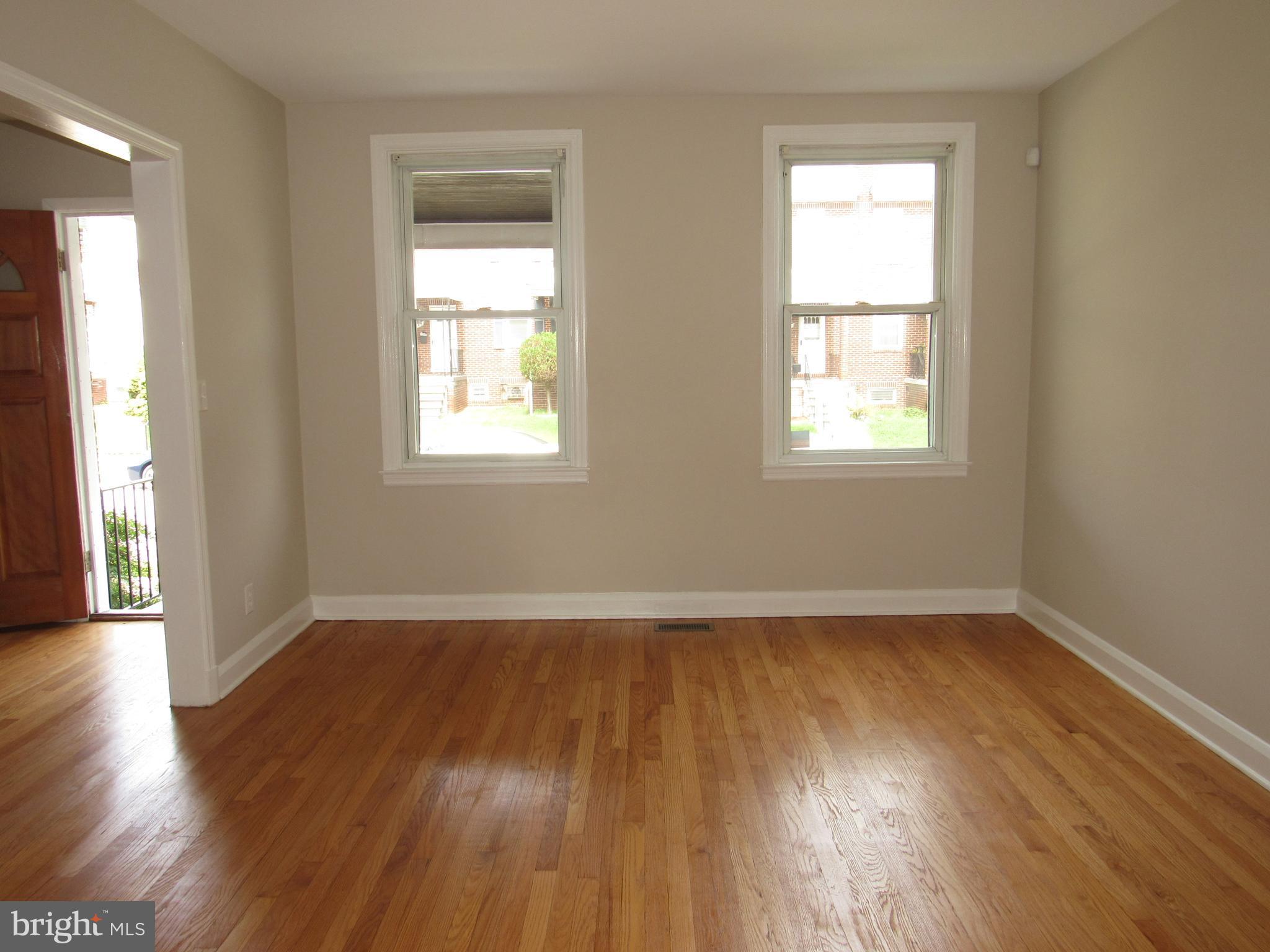 3551 Juneway Baltimore, MD 21213 - Photo 3 of 21 Interior (General)