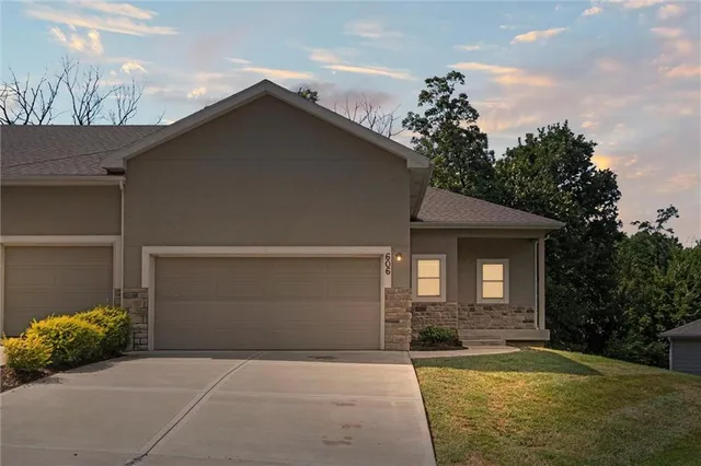 $254,000 | 606 North 74th Street, Kansas City, KS 66112