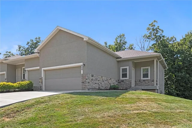 $254,000 | 606 North 74th Street, Kansas City, KS 66112