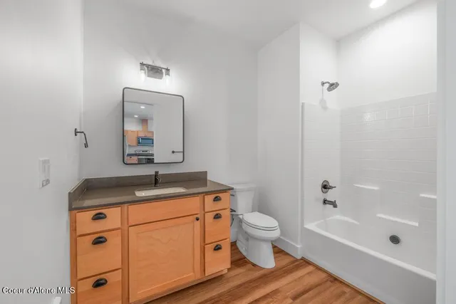 $299,500 | 50 Carnelian Avenue, Unit 102, Ponderay, ID 83852