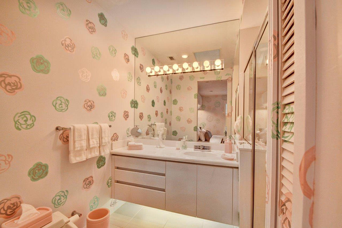 6312 Northwest 26th Terrace Boca Raton, FL 33496 - Photo 21 of 46 21 Ensuite Bathroom