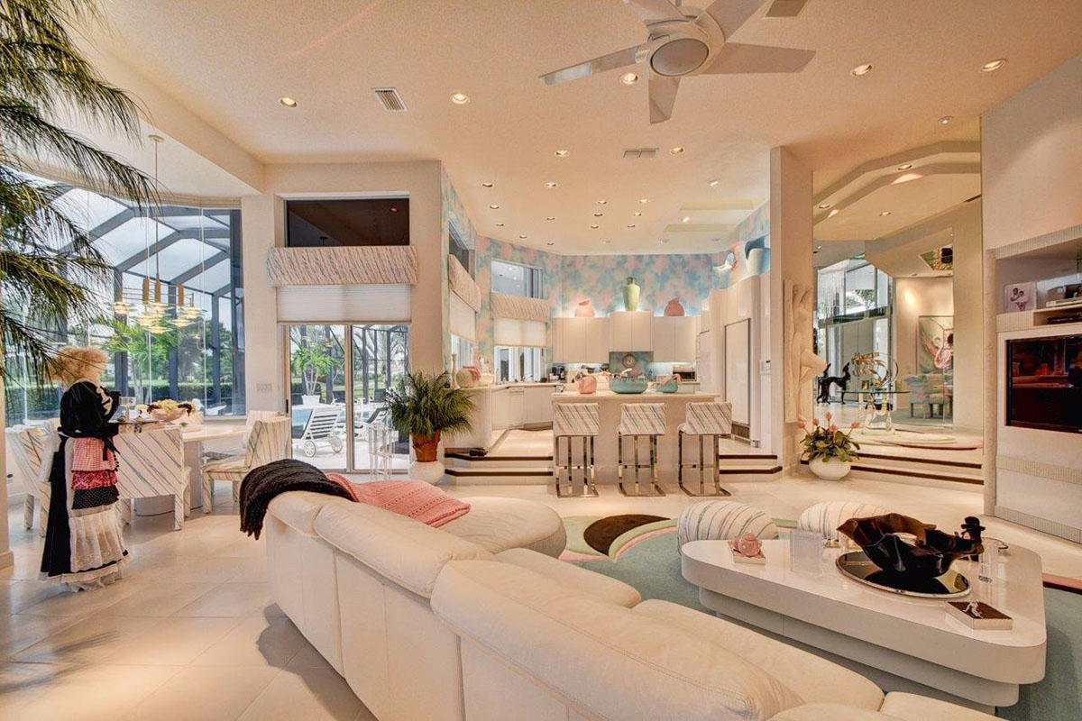 6312 Northwest 26th Terrace Boca Raton, FL 33496 - Photo 9 of 46 09 Family Room