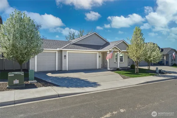 $515,000 | 1203 Southwest Julia Street, College Place, WA 99324