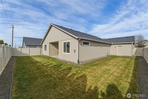 $515,000 | 1203 Southwest Julia Street, College Place, WA 99324