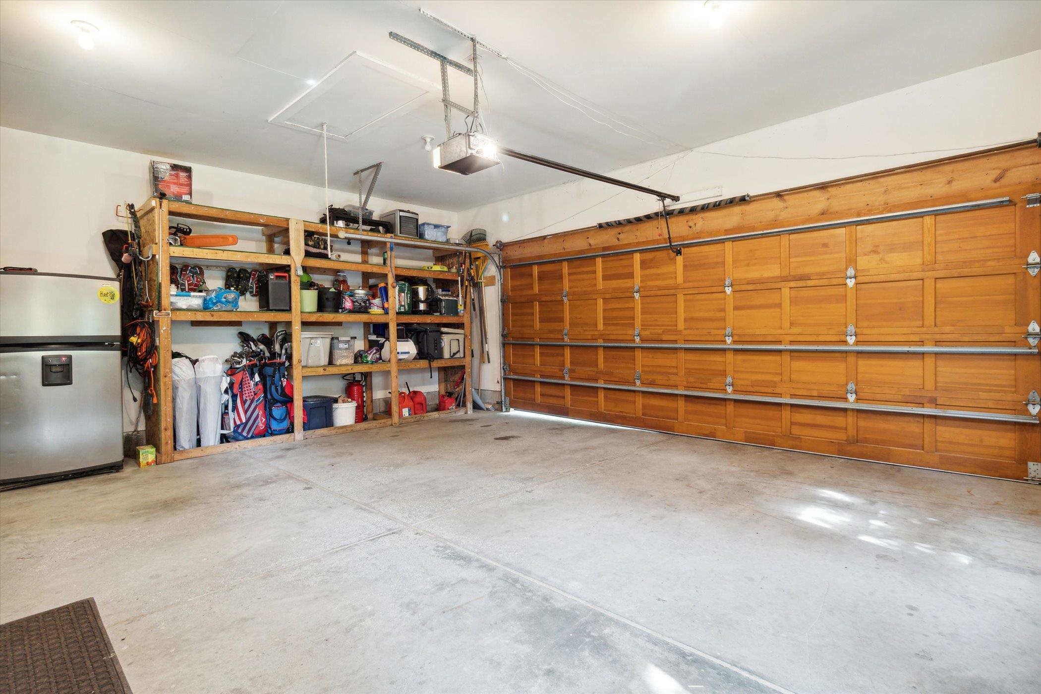 8228 Center Street Fenton, MI 48430 - Photo 33 of 38 1914789-32.JPG
