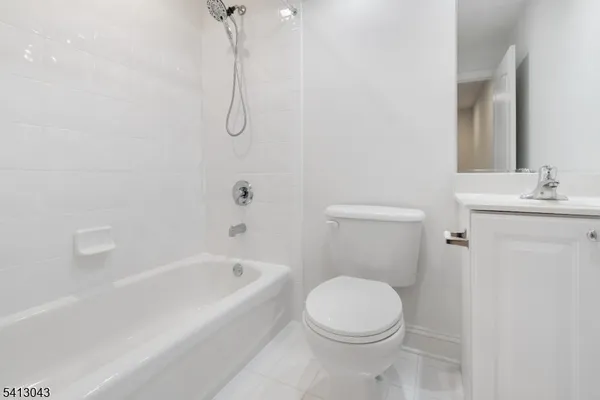 $1,250,000 | 3 Manchur Court, Flemington, NJ 08822