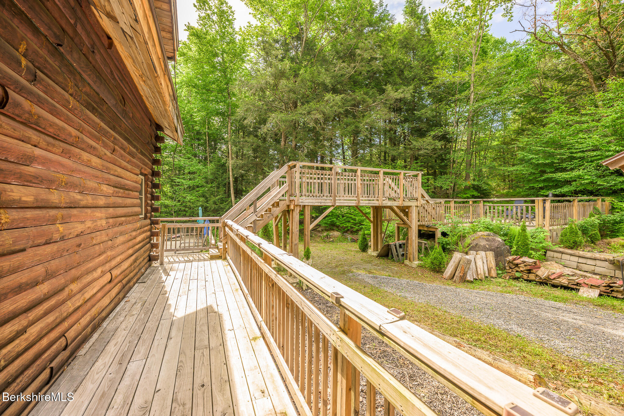 17 Jamie Lane Sandisfield, MA 01255 - Photo 9 of 70 Screen - 17 Jamie Ln Monterey MA 01245-9