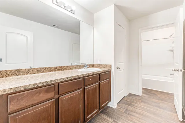 $235,000 | 2098 Saras Way, Brookshire, TX 77423