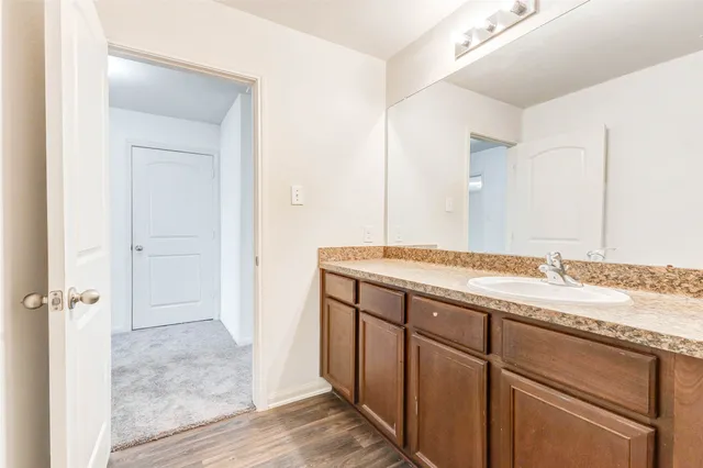 $235,000 | 2098 Saras Way, Brookshire, TX 77423