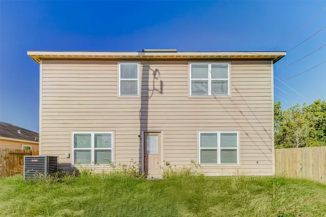 $235,000 | 2098 Saras Way, Brookshire, TX 77423