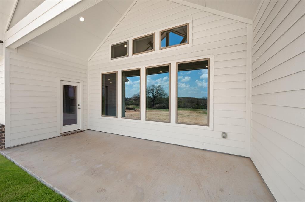 7016 Ranch View Place Springtown, TX 76082 - Photo 26 of 29 a view of an empty room with a window