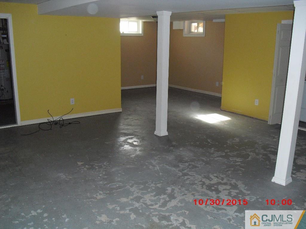 1304 Carlisle Road North Brunswick, NJ 08902 - Photo 8 of 15 Gallery Image 8