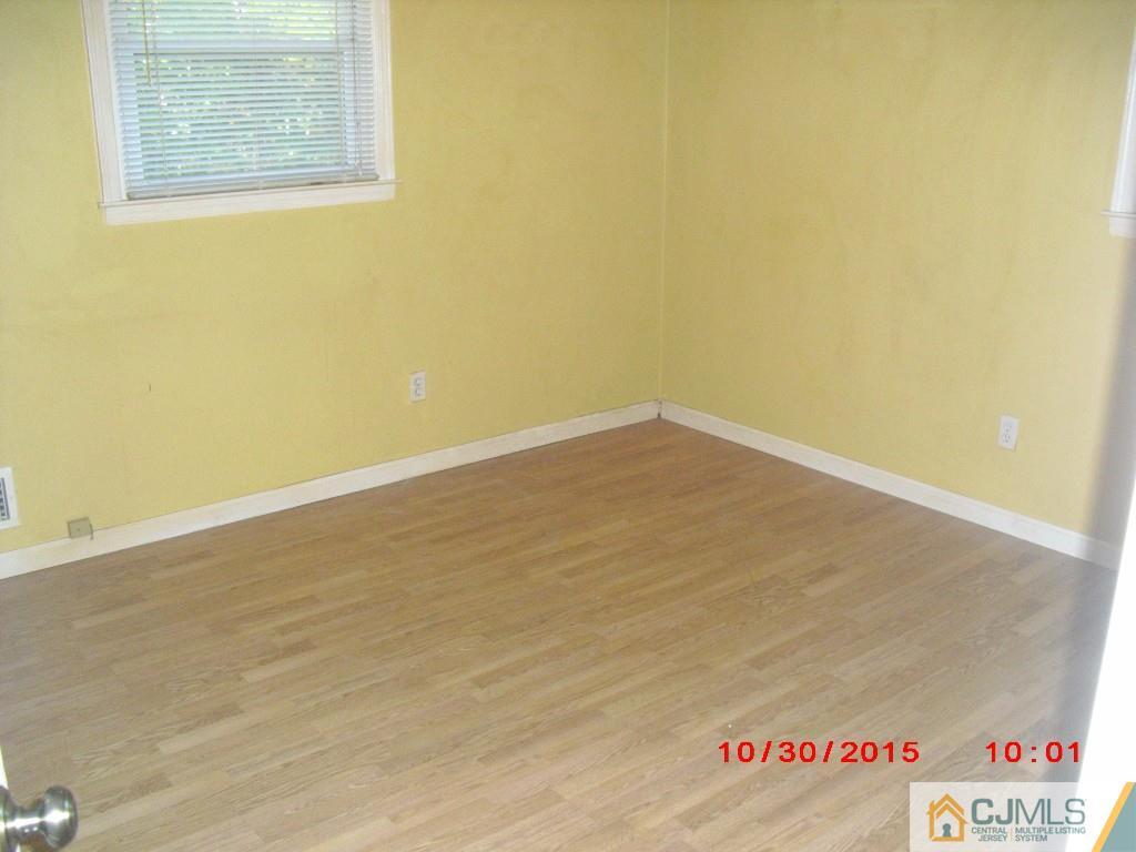 1304 Carlisle Road North Brunswick, NJ 08902 - Photo 10 of 15 Gallery Image 10
