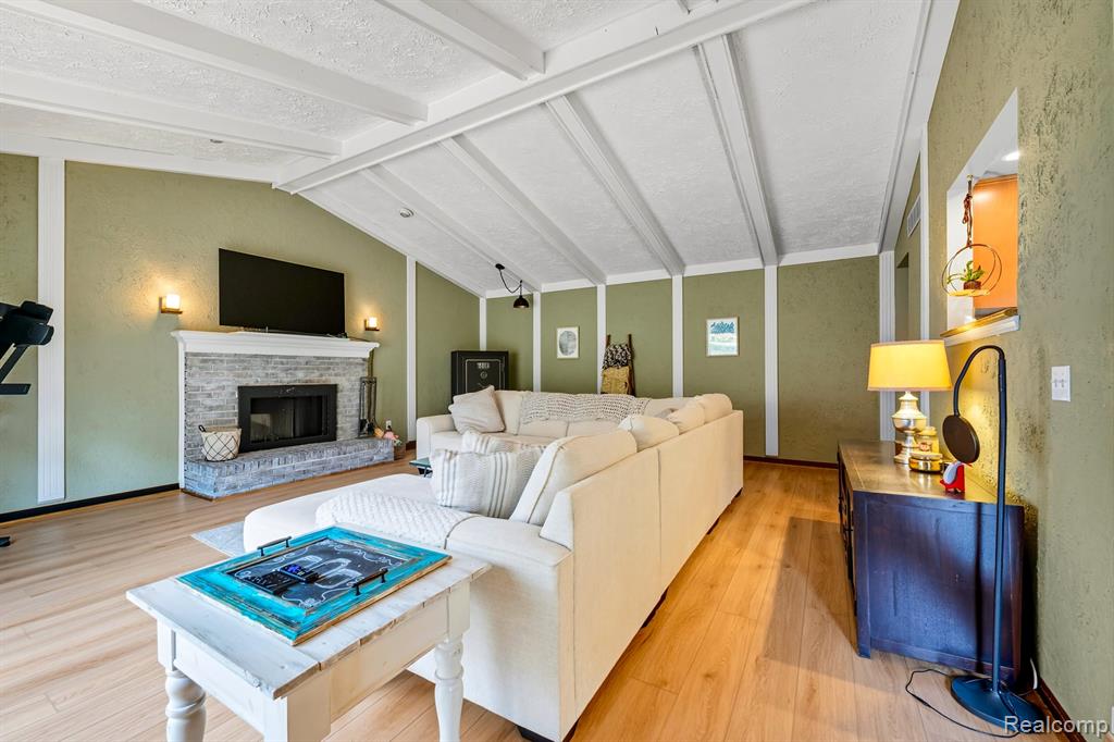 1938 Kilburn Road West Rochester Hills, MI 48306 - Photo 28 of 69