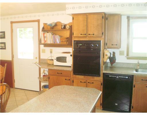3246 Hanson Road Springfield, OH 45504 - Photo 6 of 18