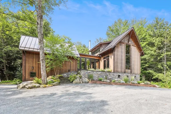 $1,795,000 | 249 Falls Brook Lane, Stowe, VT 05672