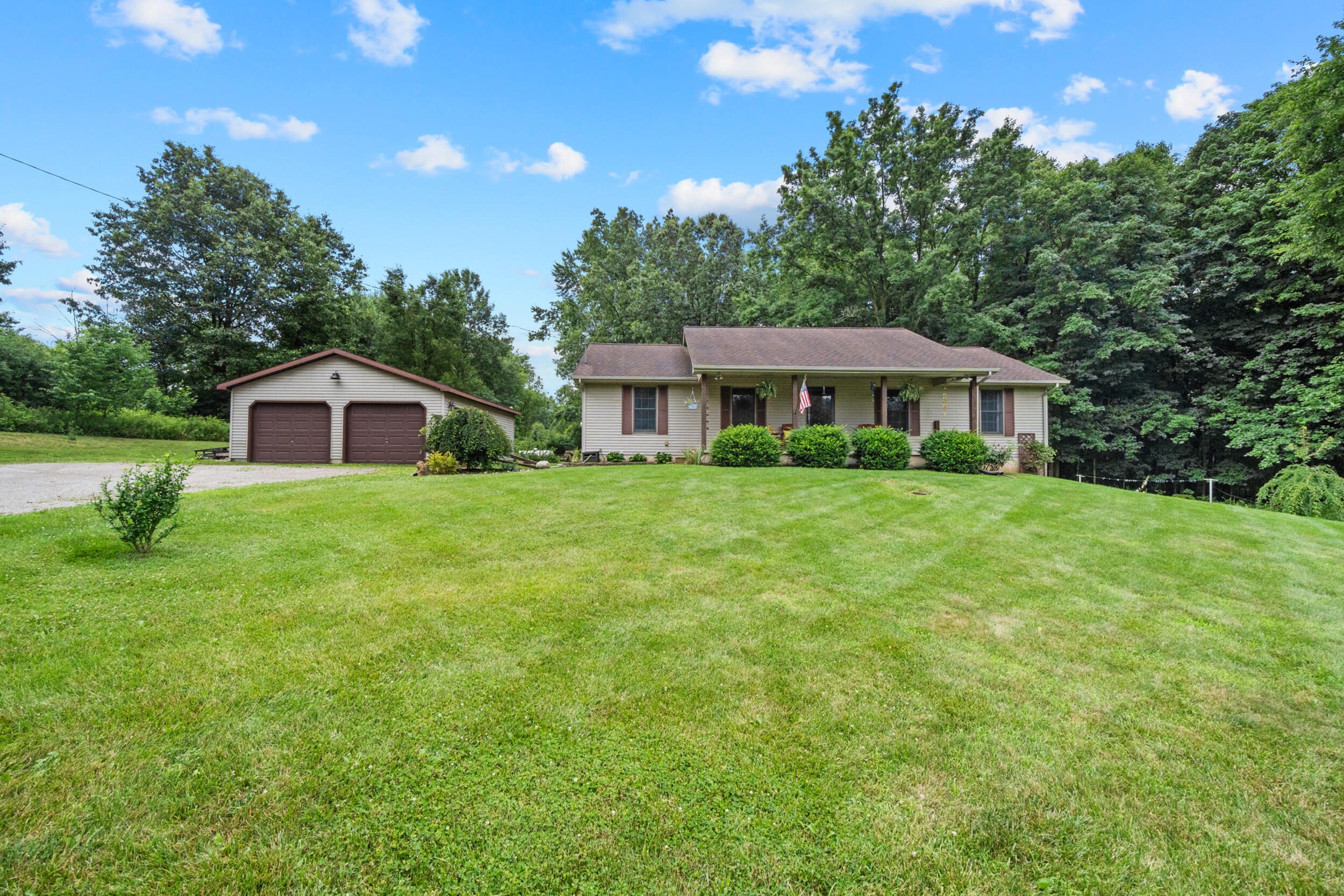7899 Benn Road Parma, MI 49269 - Photo 3 of 61 7899 Benn Rd, Parma, MI 49269