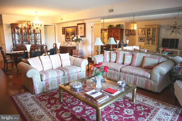 $400,000 | 10514 Valley Forge Circle, Unit 514, King of Prussia, PA 19406