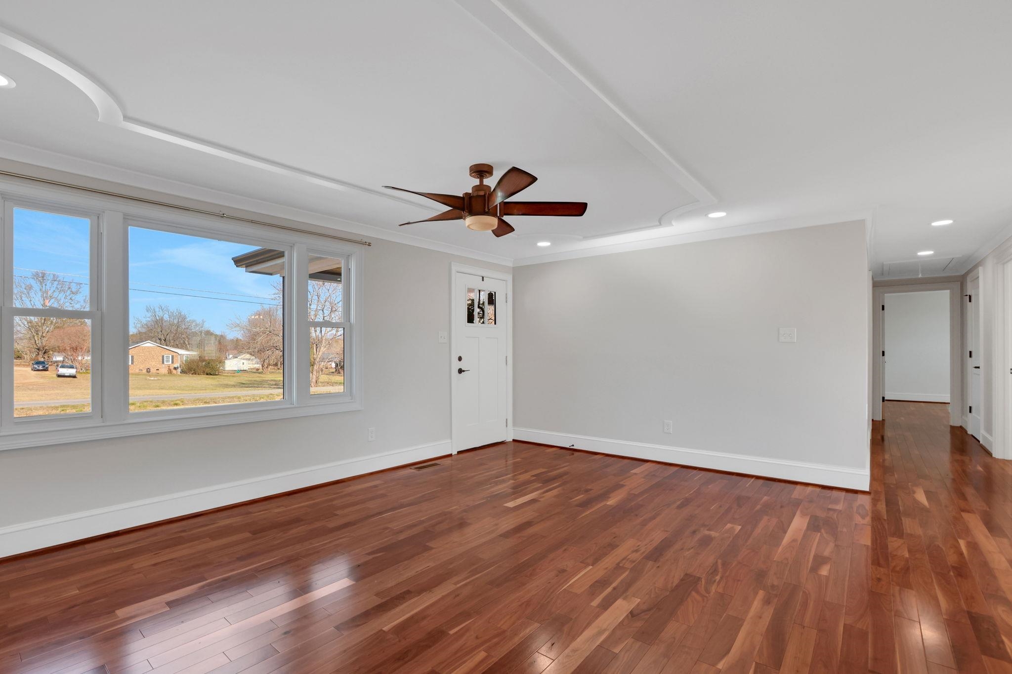 1411 Ballenger Road Wellford, SC 29385 - Photo 8 of 38 Gallery Image 8