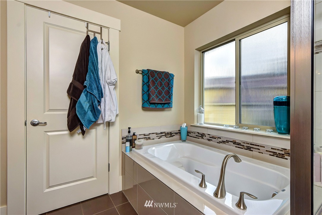1203 South 47th Place Renton, WA 98055 - Photo 17 of 25 Gallery Image 17