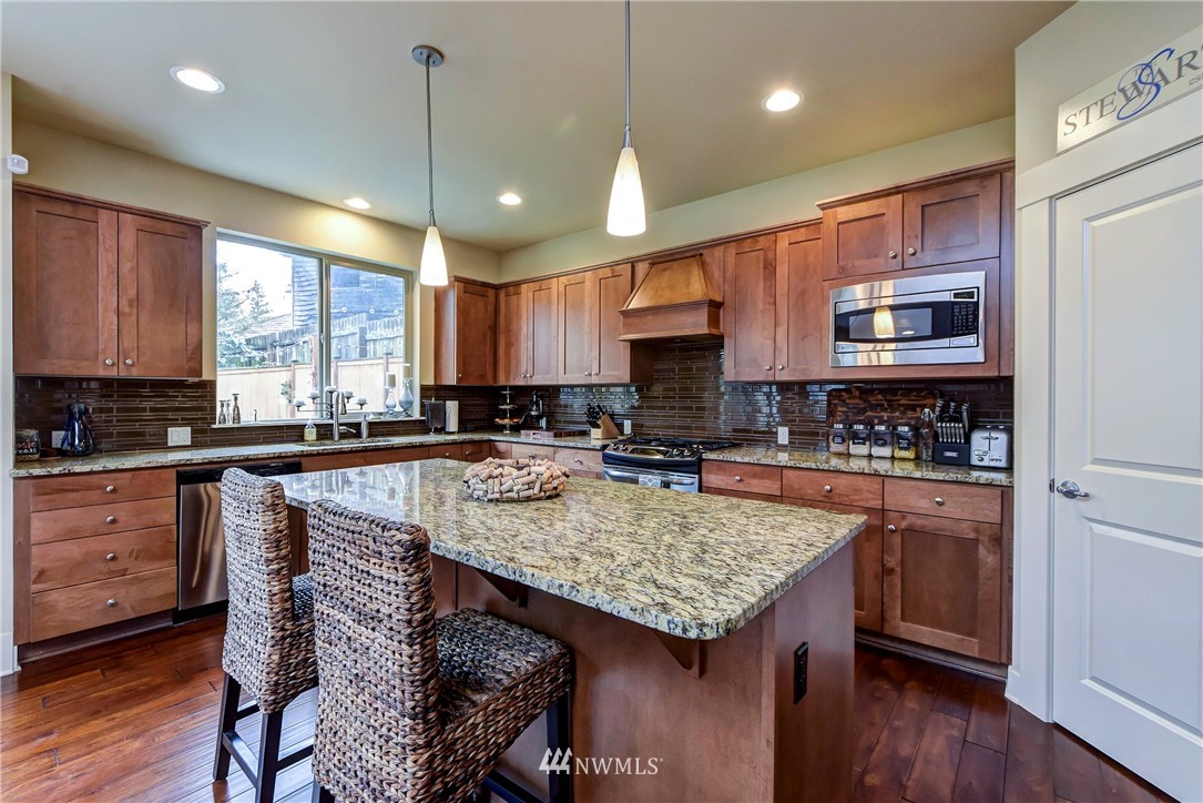 1203 South 47th Place Renton, WA 98055 - Photo 5 of 25 Gallery Image 5