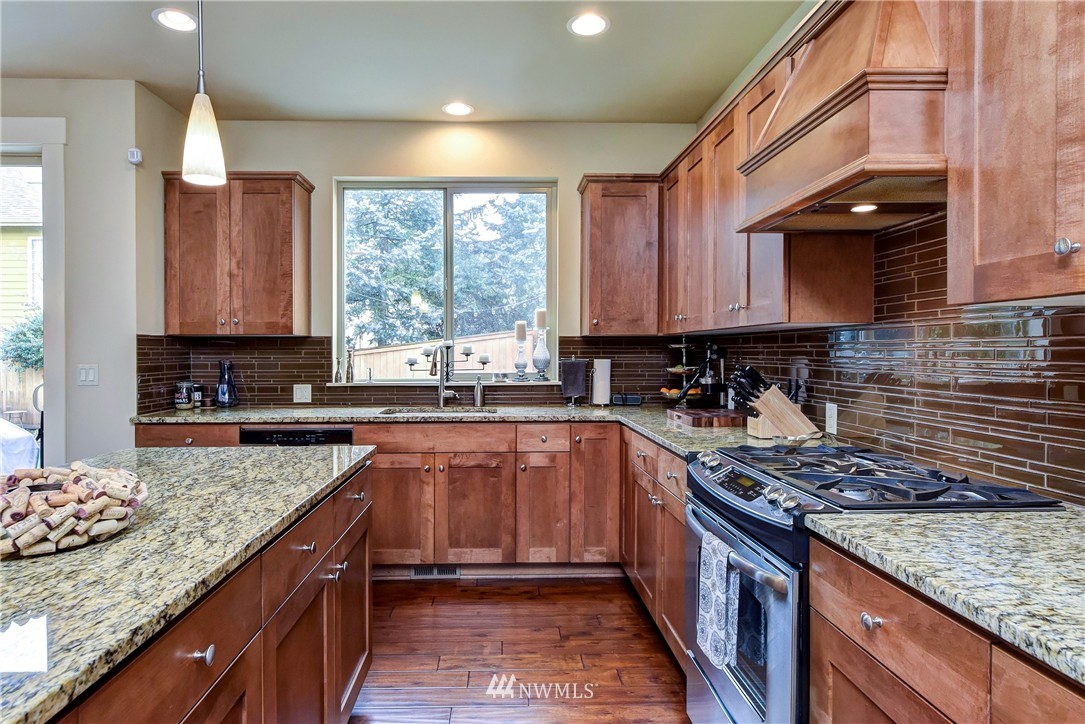1203 South 47th Place Renton, WA 98055 - Photo 6 of 25 Gallery Image 6
