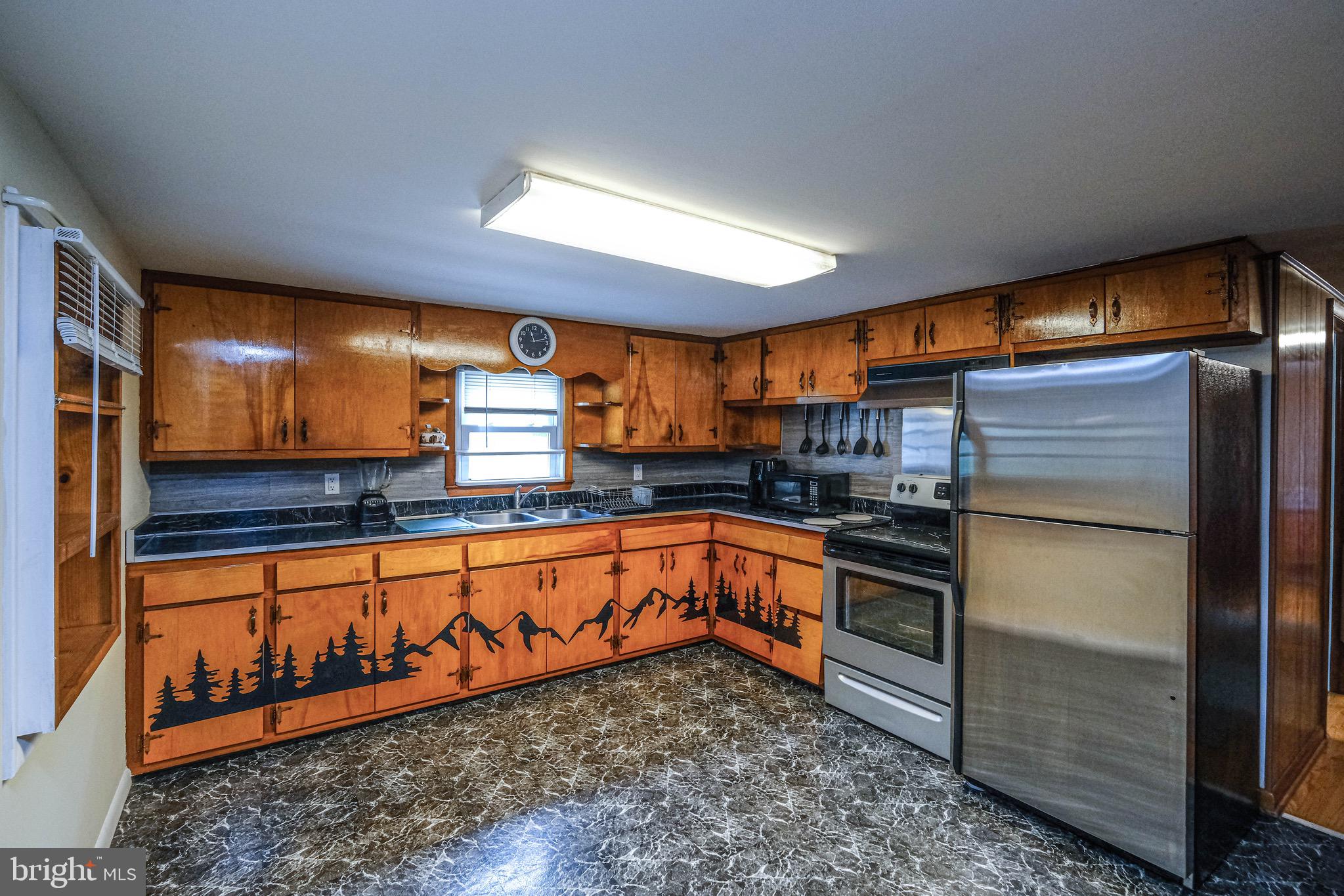 83 Hostler Road Harpers Ferry, WV 25425 - Photo 24 of 49 kitchen