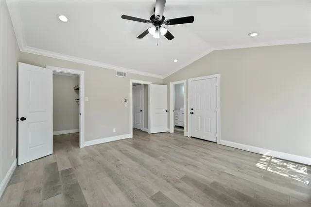 a view of utility room