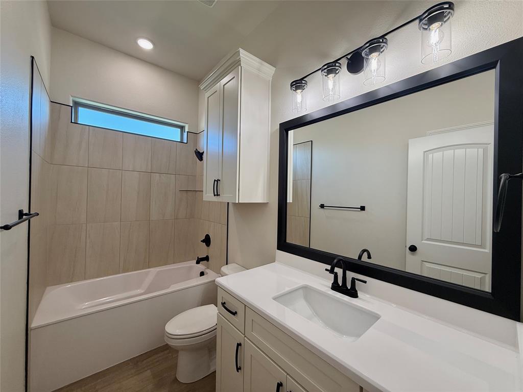 130 Lasso Loop Lorena, TX 76655 - Photo 14 of 32