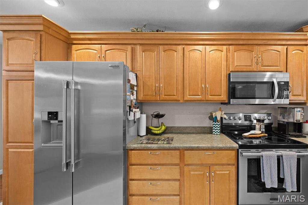 511 Coventry Road Troy, IL 62294 - Photo 15 of 52 Gallery Image 15