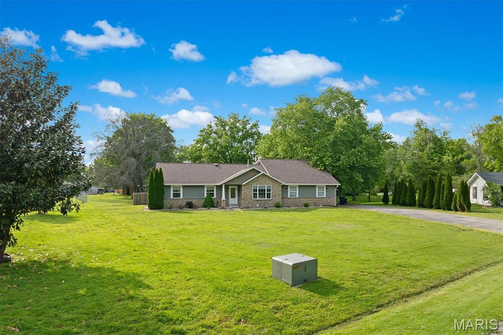 511 Coventry Road Troy, IL 62294 - Photo 38 of 52 Gallery Image 38
