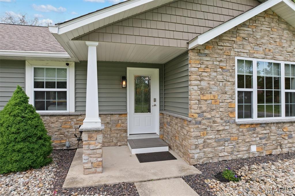 511 Coventry Road Troy, IL 62294 - Photo 5 of 52 Gallery Image 5
