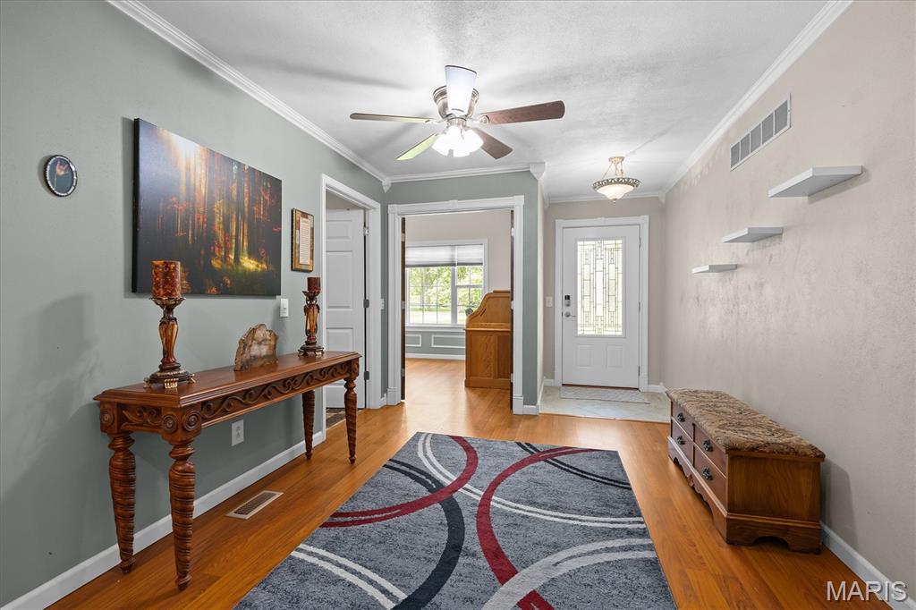 511 Coventry Road Troy, IL 62294 - Photo 6 of 52 Gallery Image 6