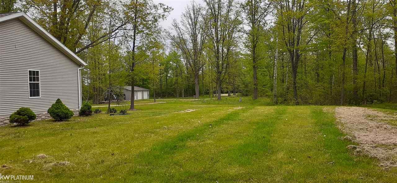 7260 Reddicliffe Road Melvin, MI 48454 - Photo 17 of 82 50012920-16.JPG