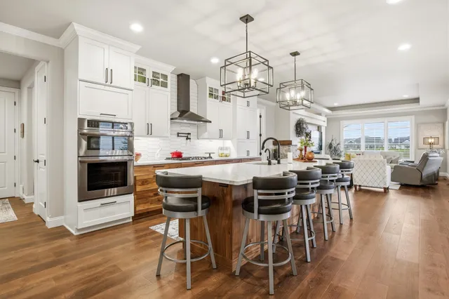 $1,299,900 | 819 Rania Way West, West Fargo, ND 58078