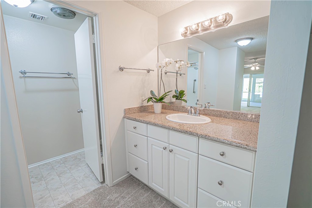 19433 Oak Crossing Road Newhall, CA 91321 - Photo 20 of 51 primary bath/sink area