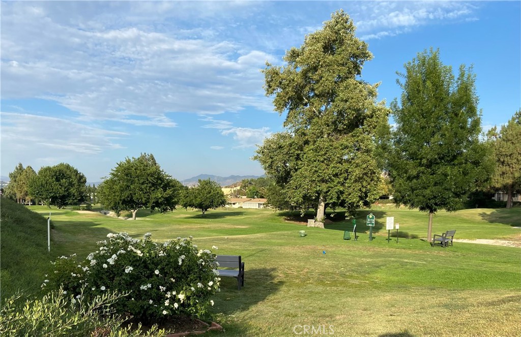 19433 Oak Crossing Road Newhall, CA 91321 - Photo 46 of 51 9 hole executive golf course