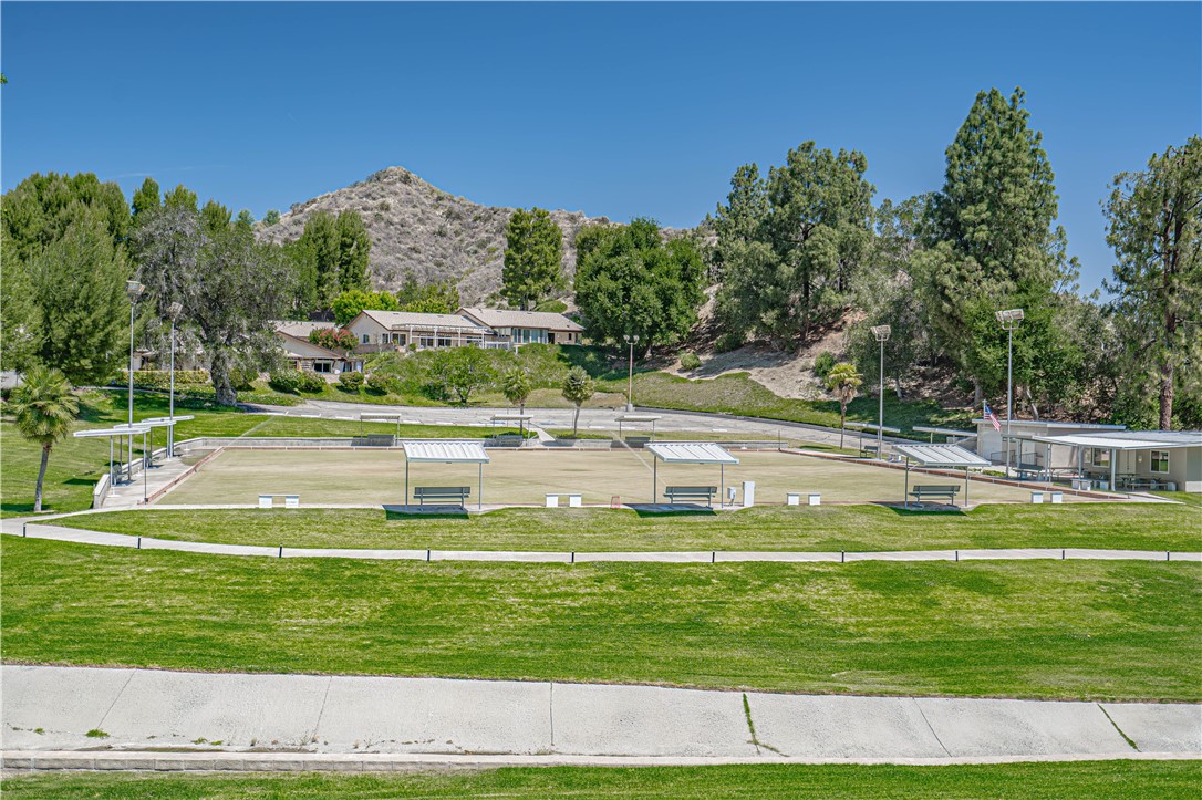 19433 Oak Crossing Road Newhall, CA 91321 - Photo 49 of 51 lawn bowls