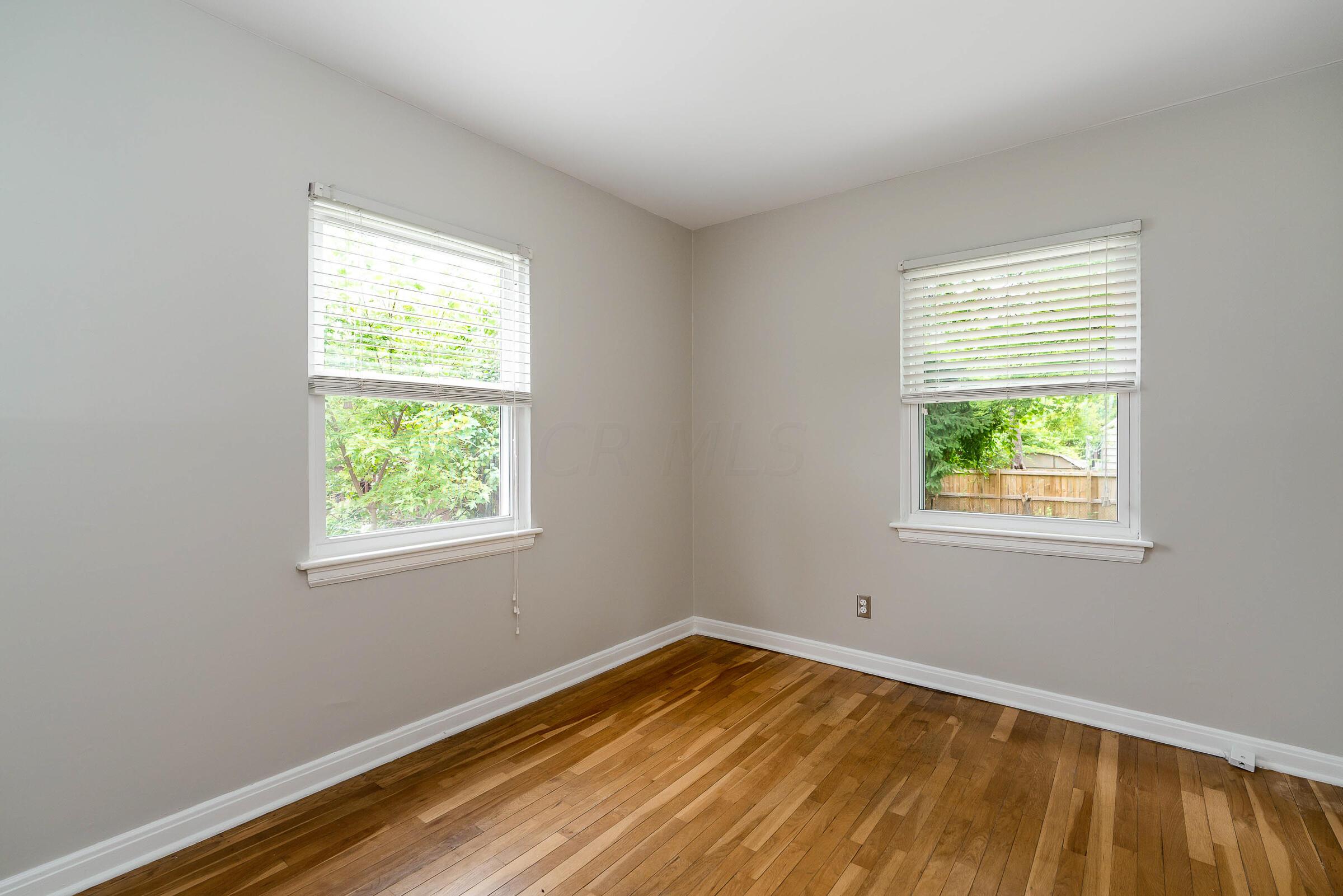 588 Northridge Road Columbus, OH 43214 - Photo 17 of 31 Bedroom 2, 1st floor