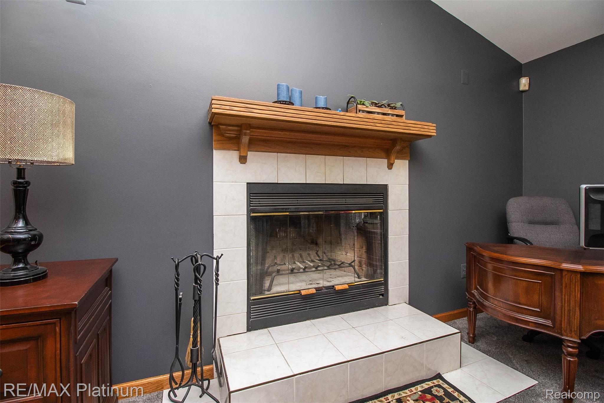 3183 Jewell Road Howell, MI 48843 - Photo 9 of 64 7.jpg