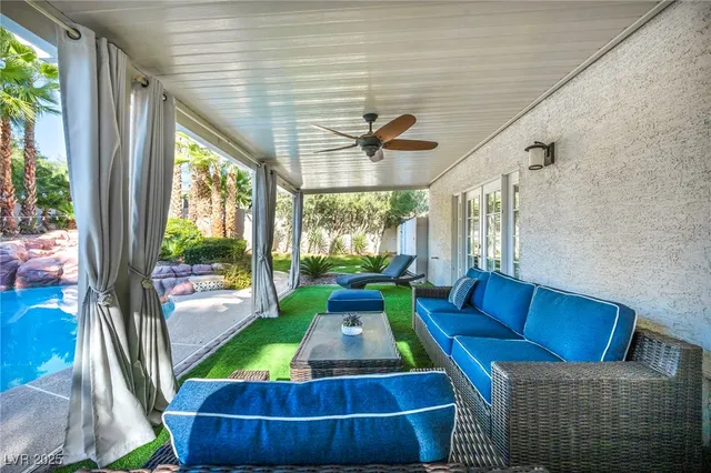 $799,900 | 3225 Shoreline Drive, Las Vegas, NV 89117