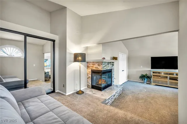 $799,900 | 3225 Shoreline Drive, Las Vegas, NV 89117