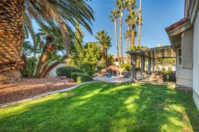 $799,900 | 3225 Shoreline Drive, Las Vegas, NV 89117