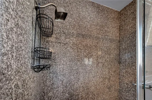 $799,900 | 3225 Shoreline Drive, Las Vegas, NV 89117